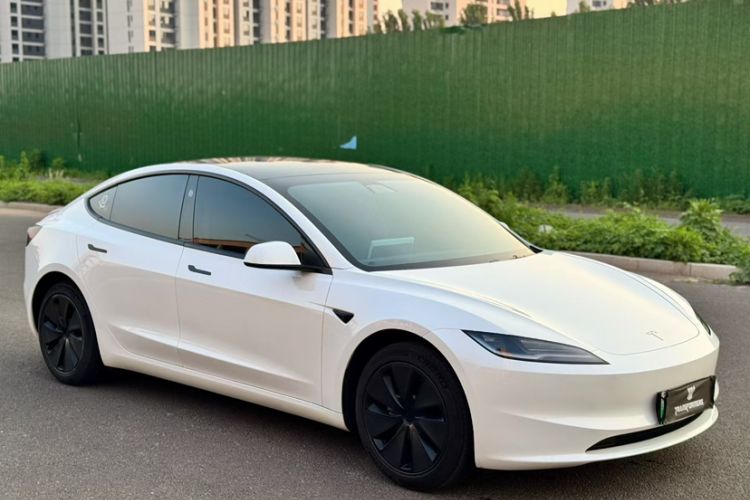 Used Tesla Model 3 2023 Rear-Wheel-Drive Version Exterior 8