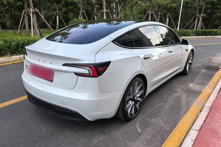 Used Tesla Model 3 2023 Long-Range All-Wheel-Drive Version Exterior 8