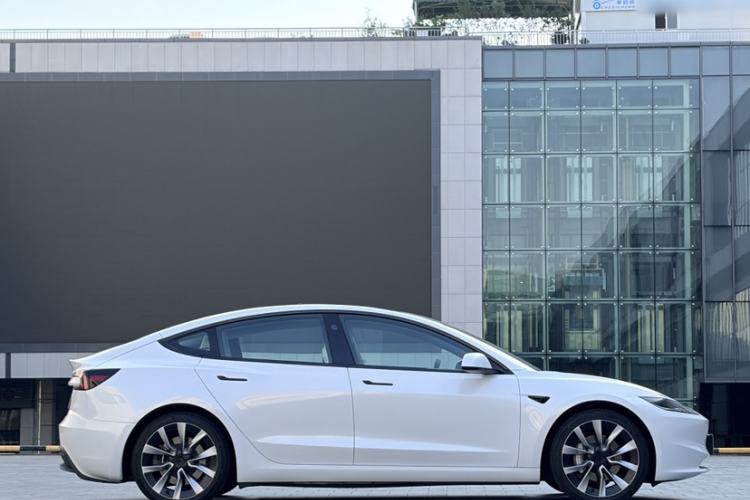Used Tesla Model 3 2023 Rear-Wheel-Drive Version Exterior 8