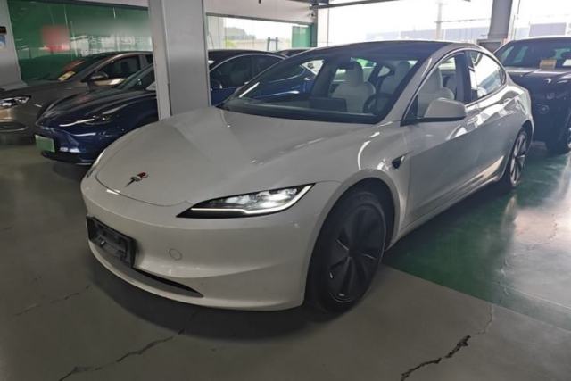 Used Tesla Model 3 2023 Rear-Wheel-Drive Version