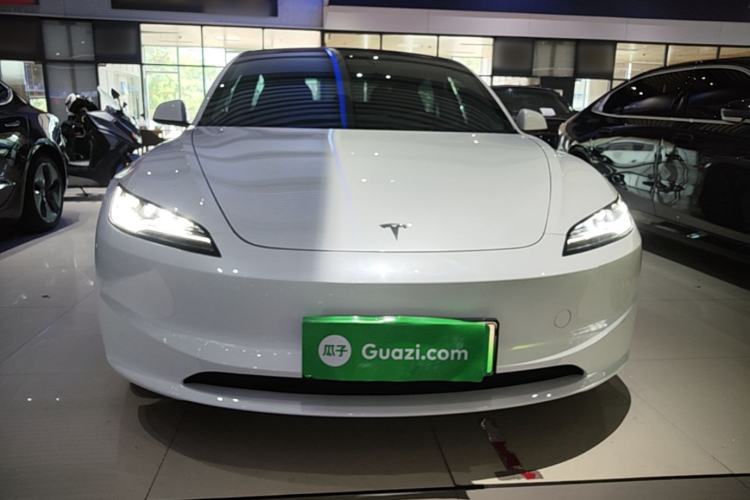 Used Tesla Model 3 2023 Rear-Wheel-Drive Version Front