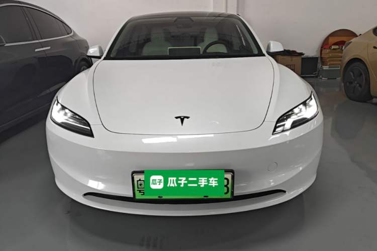 Used Tesla Model 3 2023 Long-Range All-Wheel-Drive Version Front