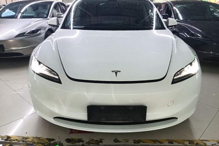 Used Tesla Model 3 2023 Rear-Wheel-Drive Version Front