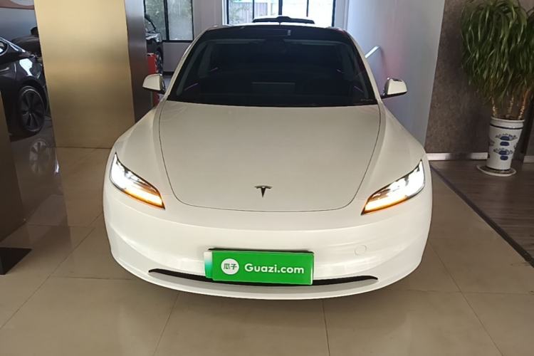 Used Tesla Model 3 2023 Rear-Wheel-Drive Version Front
