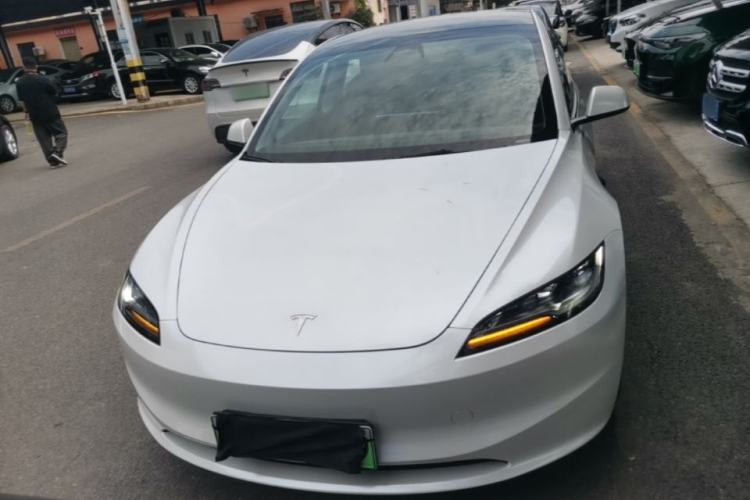 Used Tesla Model 3 2023 Rear-Wheel-Drive Version Front