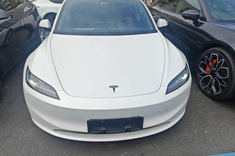 Used Tesla Model 3 2023 Long-Range All-Wheel-Drive Version Front