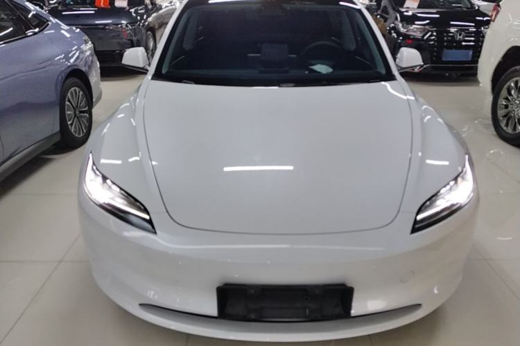 Used Tesla Model 3 2023 Long-Range All-Wheel-Drive Version Front