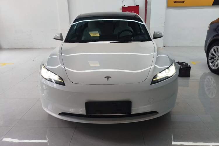 Used Tesla Model 3 2023 Long-Range All-Wheel-Drive Version Front