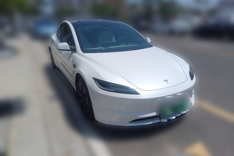 Used Tesla Model 3 2023 Long-Range All-Wheel-Drive Version Front Right 45 Deg