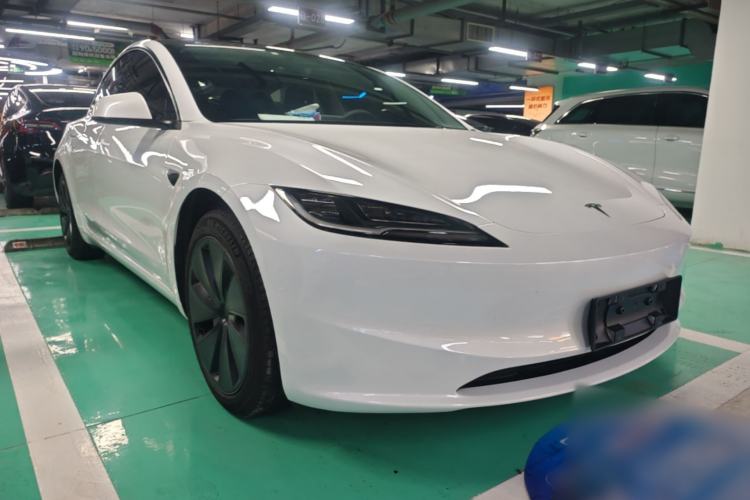 Used Tesla Model 3 2023 Long-Range All-Wheel-Drive Version Front Right 45 Deg