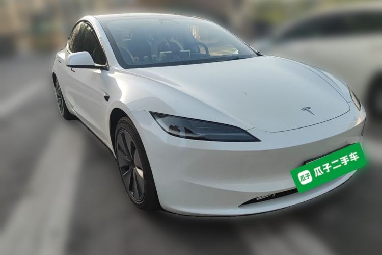 Used Tesla Model 3 2023 Rear-Wheel-Drive Version Front Right 45 Deg