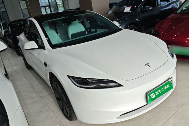 Used Tesla Model 3 2023 Long-Range All-Wheel-Drive Version Front Right 45 Deg