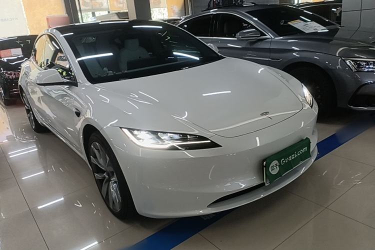 Used Tesla Model 3 2023 Long-Range All-Wheel-Drive Version Front Right 45 Deg