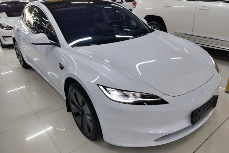 Used Tesla Model 3 2023 Long-Range All-Wheel-Drive Version Front Right 45 Deg