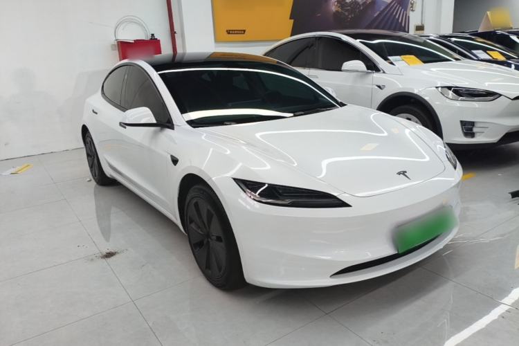 Used Tesla Model 3 2023 Long-Range All-Wheel-Drive Version Front Right 45 Deg