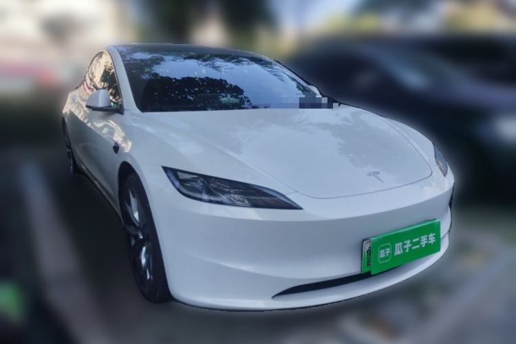 Used Tesla Model 3 2023 Rear-Wheel-Drive Version Front Right 45 Deg