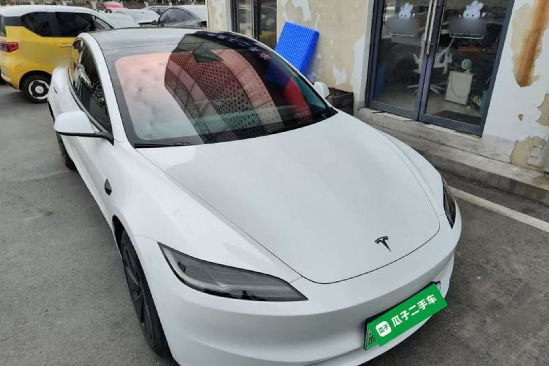 Used Tesla Model 3 2023 Rear-Wheel-Drive Version Front Right 45 Deg