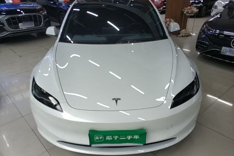 Used Tesla Model 3 2023 Long-Range All-Wheel-Drive Version Front