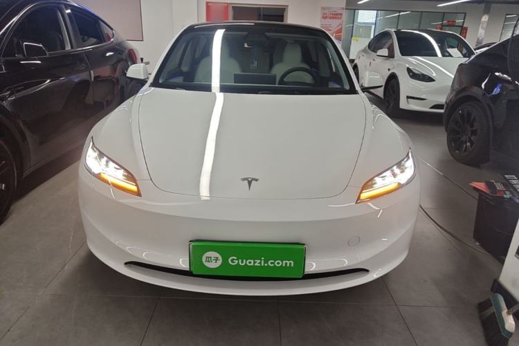 Used Tesla Model 3 2023 Rear-Wheel-Drive Version Front