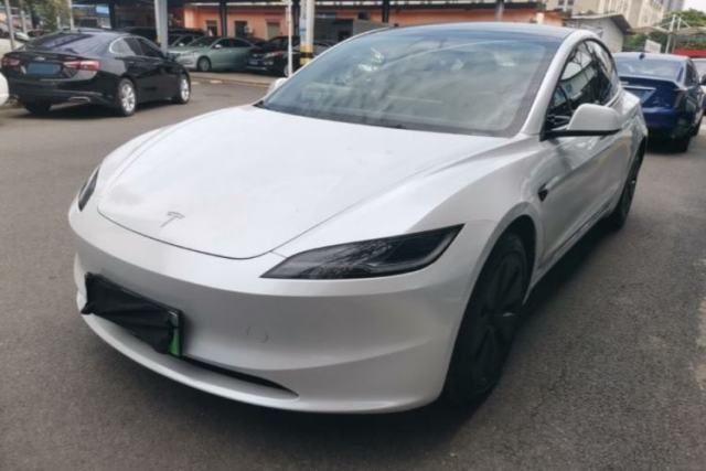 Used Tesla Model 3 2023 Rear-Wheel-Drive Version