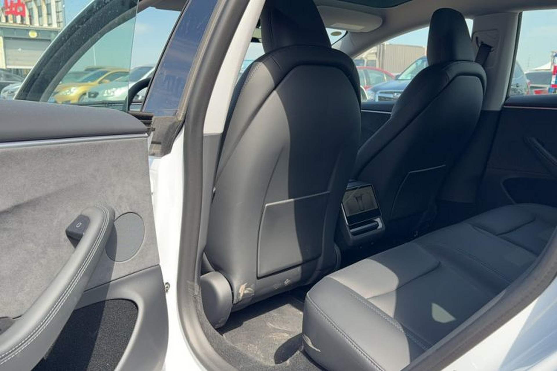 Used Tesla Model 3 2023 Long-Range All-Wheel-Drive Version Interior 2