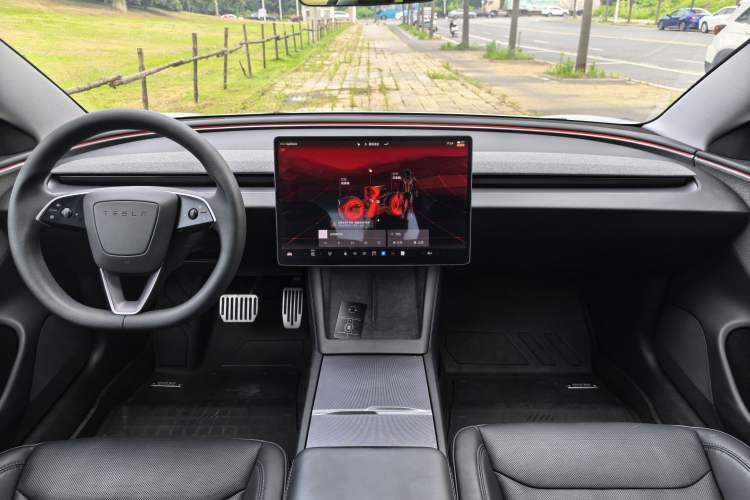 Used Tesla Model 3 2023 Rear-Wheel-Drive Version Interior 5