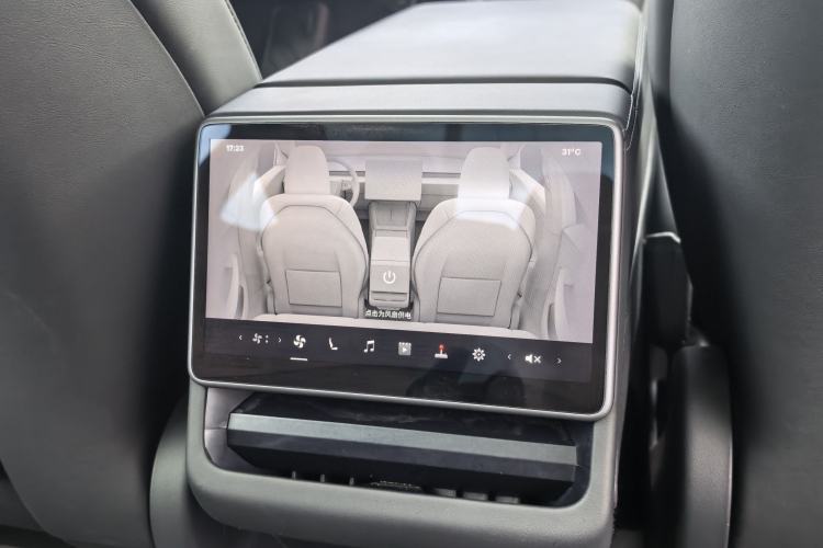 Used Tesla Model 3 2023 Rear-Wheel-Drive Version Interior 8