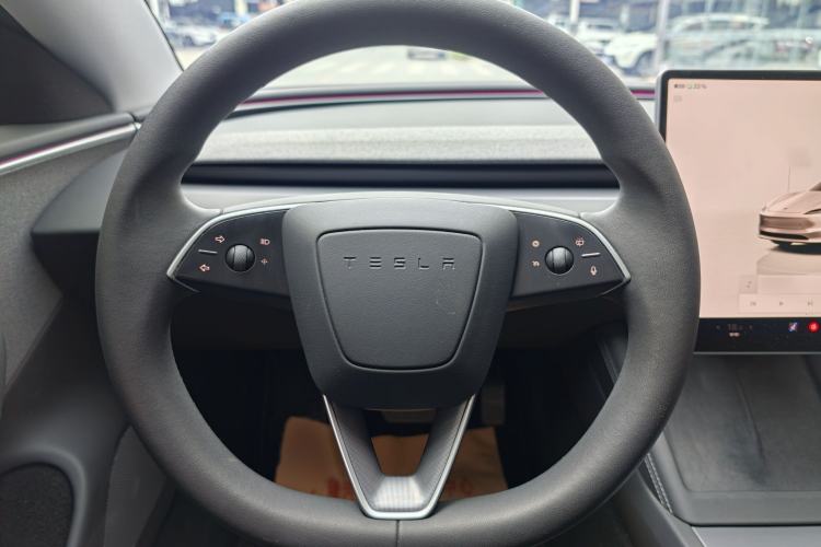Used Tesla Model 3 2023 Rear-Wheel-Drive Version Interior 9