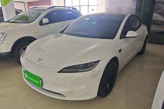 Used Tesla Model 3 2023 Long-Range All-Wheel-Drive Version