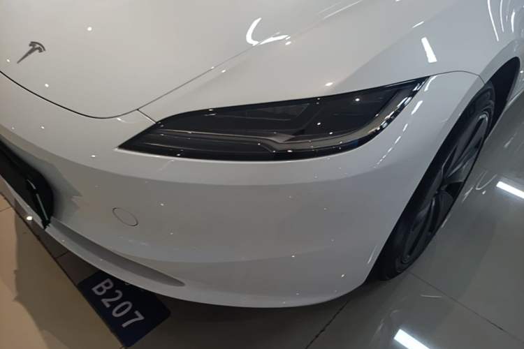 Used Tesla Model 3 2023 Rear-Wheel-Drive Version Left Front Headlight