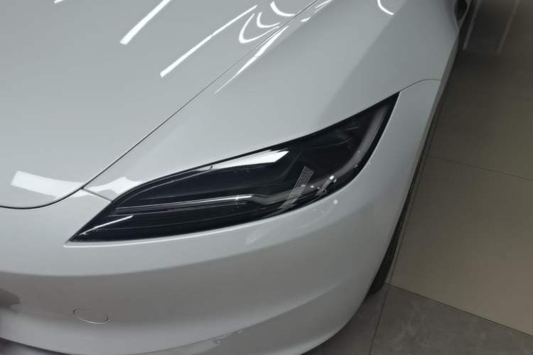 Used Tesla Model 3 2023 Long-Range All-Wheel-Drive Version Left Front Headlight