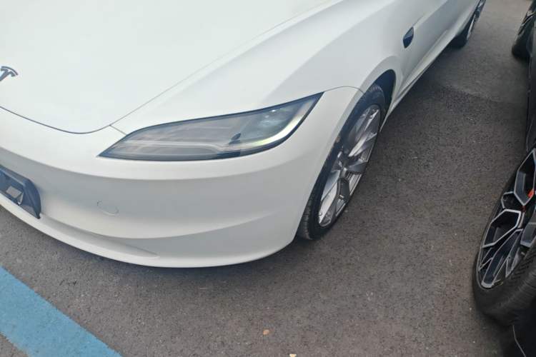 Used Tesla Model 3 2023 Long-Range All-Wheel-Drive Version Left Front Headlight