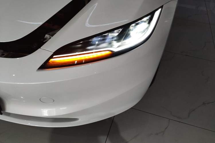 Used Tesla Model 3 2023 Rear-Wheel-Drive Version Left Front Headlight
