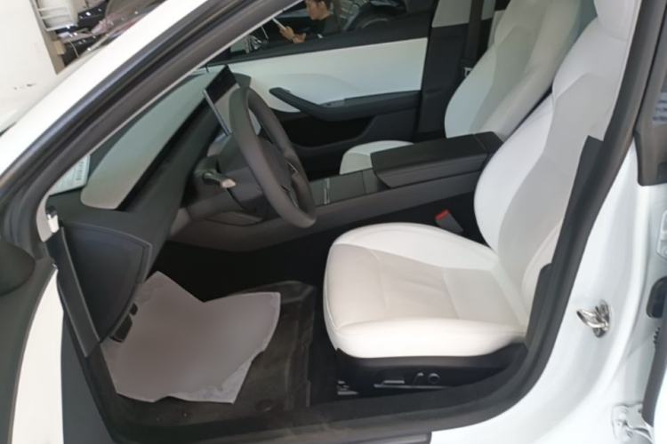 Used Tesla Model 3 2023 Rear-Wheel-Drive Version Left Front Seat