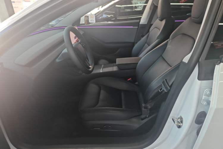 Used Tesla Model 3 2023 Rear-Wheel-Drive Version Left Front Seat