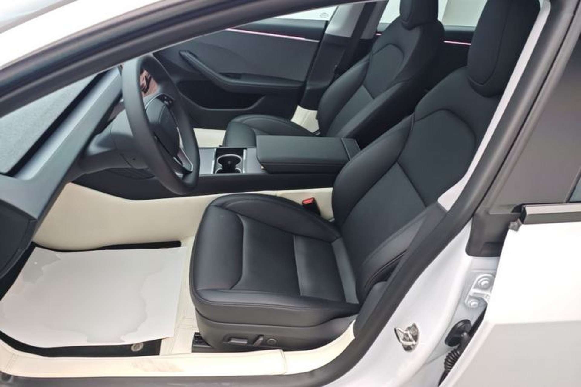 Used Tesla Model 3 2023 Rear-Wheel-Drive Version Left Front Seat
