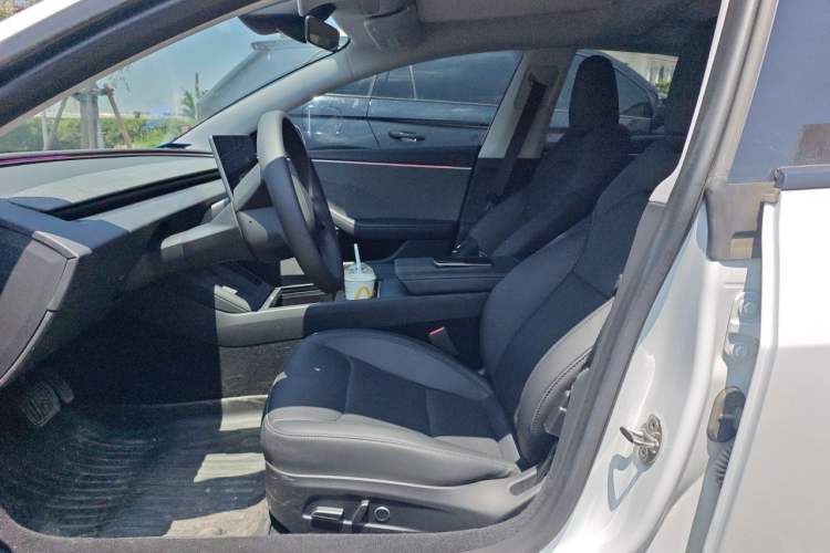 Used Tesla Model 3 2023 Rear-Wheel-Drive Version Left Front Seat