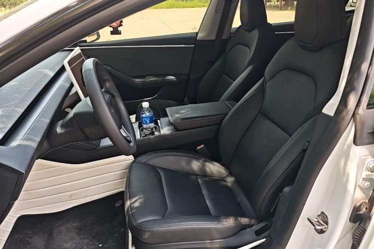 Used Tesla Model 3 2023 Rear-Wheel-Drive Version Left Front Seat