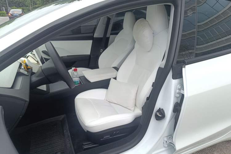 Used Tesla Model 3 2023 Rear-Wheel-Drive Version Left Front Seat