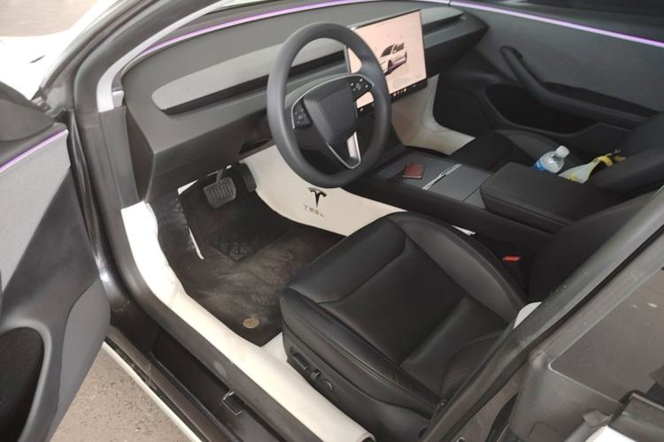 Used Tesla Model 3 2023 Rear-Wheel-Drive Version Left Front Seat