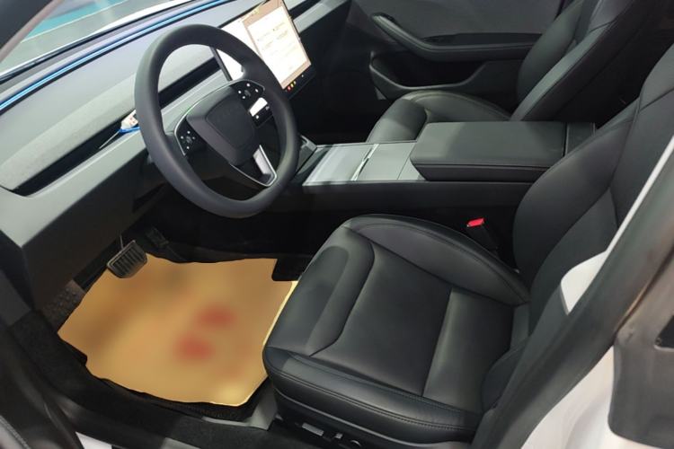Used Tesla Model 3 2023 Rear-Wheel-Drive Version Left Front Seat