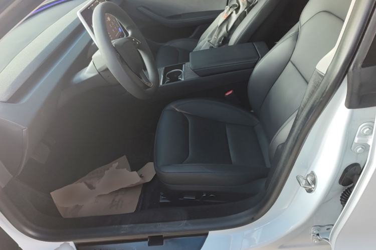 Used Tesla Model 3 2023 Rear-Wheel-Drive Version Left Front Seat