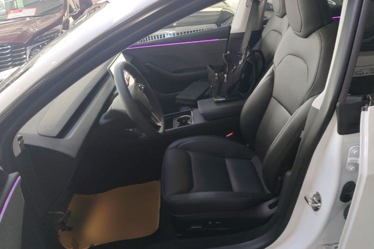Used Tesla Model 3 2023 Rear-Wheel-Drive Version Left Front Seat