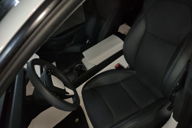 Used Tesla Model 3 2023 Rear-Wheel-Drive Version Left Front Seat