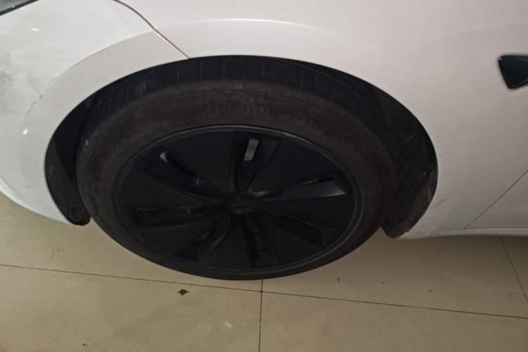 Used Tesla Model 3 2023 Long-Range All-Wheel-Drive Version Left Front Wheel Hub