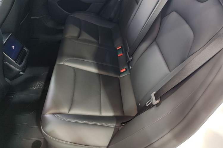 Used Tesla Model 3 2023 Rear-Wheel-Drive Version Left Rear Seat