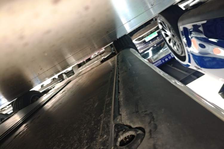 Used Tesla Model 3 2023 Rear-Wheel-Drive Version Left Side Sill