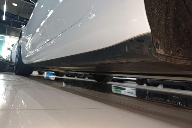 Used Tesla Model 3 2023 Rear-Wheel-Drive Version Left Side Sill