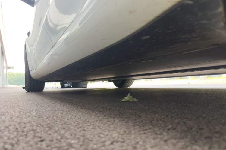 Used Tesla Model 3 2023 Rear-Wheel-Drive Version Left Side Sill