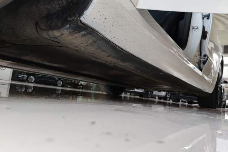 Used Tesla Model 3 2023 Rear-Wheel-Drive Version Left Side Sill